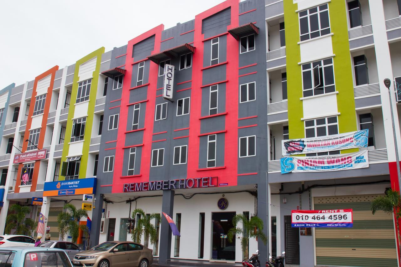 Remember Hotel Bukit Gambir Extérieur photo